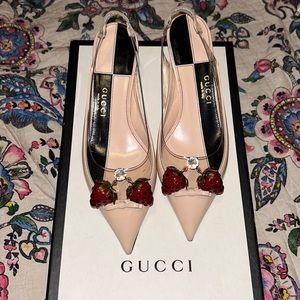 GUCCI Eleanor Strawberry 🍓Plexi Heel Pumps